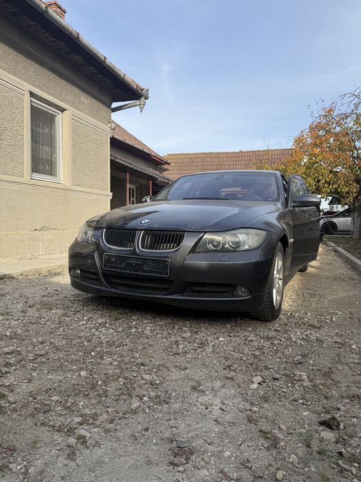 Dezmembrez bmw e90 NFL