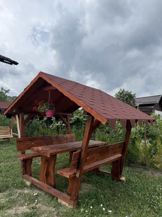 Foisor rustic gradina