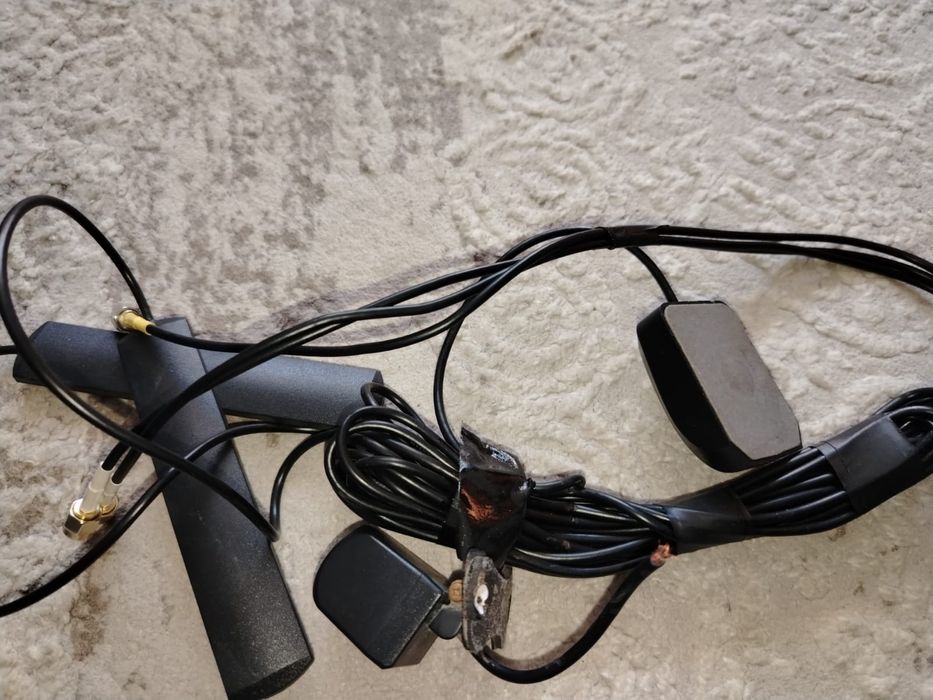 Магнитола Tayes 331