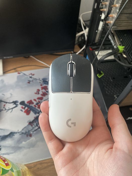 Продам мышку logitech g pro x surelight