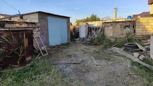 Дом с участком и времянка