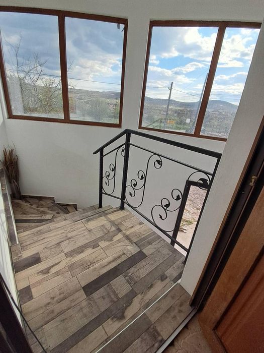 Дава се под наем Къща в Варна, Виница - 1500 кв.м за 500 € - Снимка #9