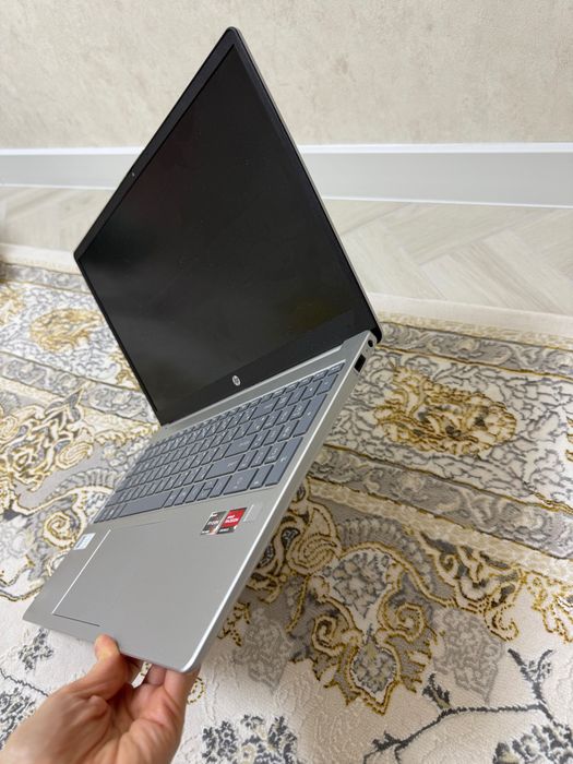 Ноутбук в идеальном состоянии