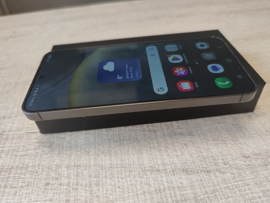 Samsung Galaxy S24 5G 128GB 8RAM Black Гаранция!