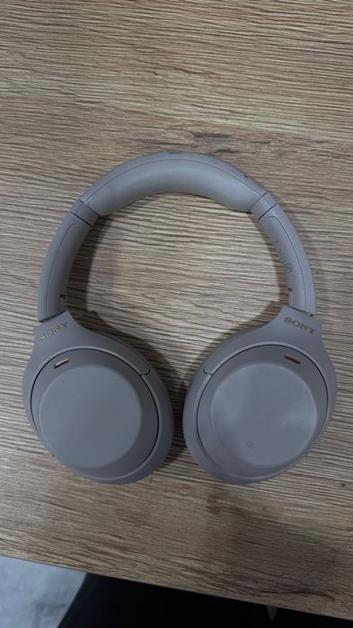 Sony WH-1000XM4 б/у