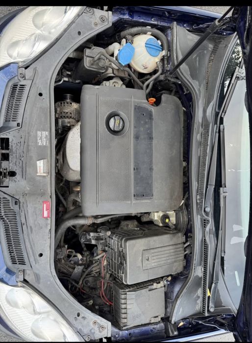 Volkswagen Golf 5 (2005) 1.4 FSI