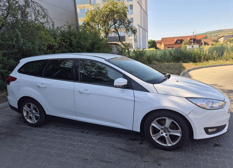 FORD Focus 2014 — imagine 5