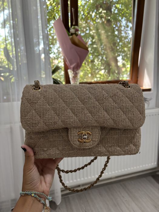 Pre-owned Chanel Flip