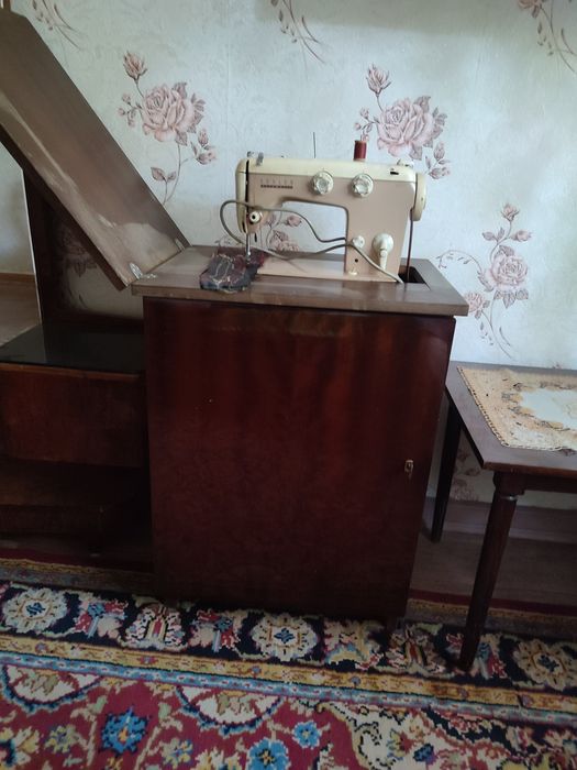 Немецкая швейная машинка Kohler