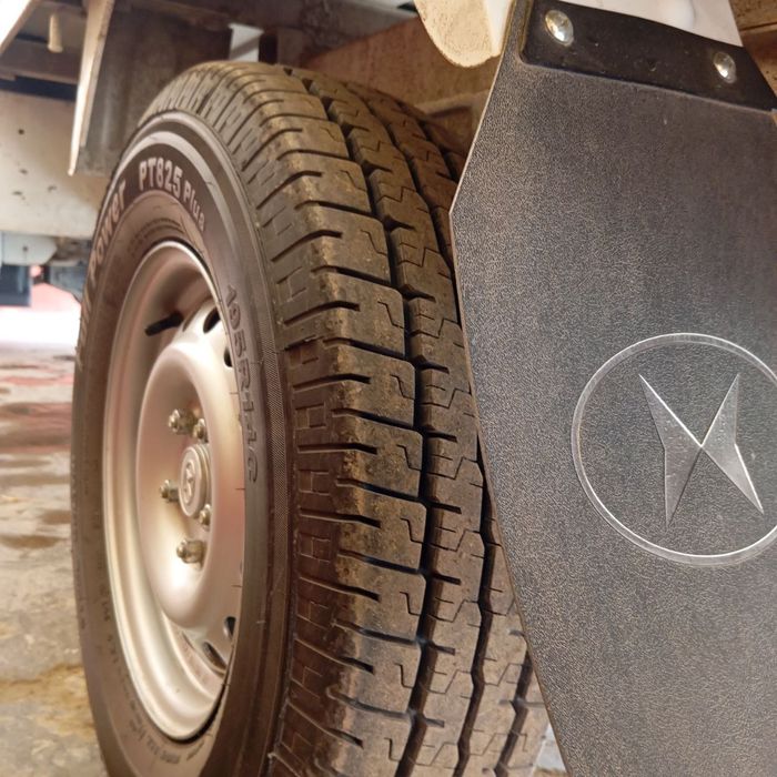 Shinrey T30 sirochni sotiladi yili 2024 gaz 2ta 75tali shinalari yangi