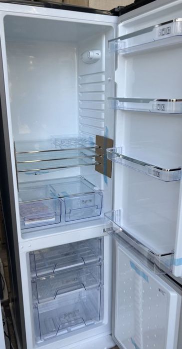 Холодильник Аrtel 345 еко фрост