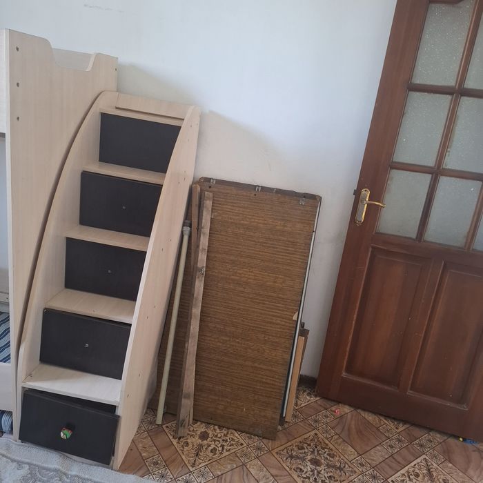 Продам бу Двухъярусная кровать