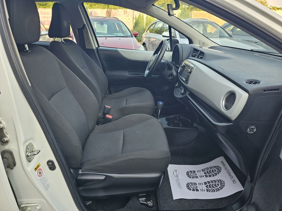 Toyota Yaris 1.5 hybrid Automata.Posibilitate RATE fara AVANS!