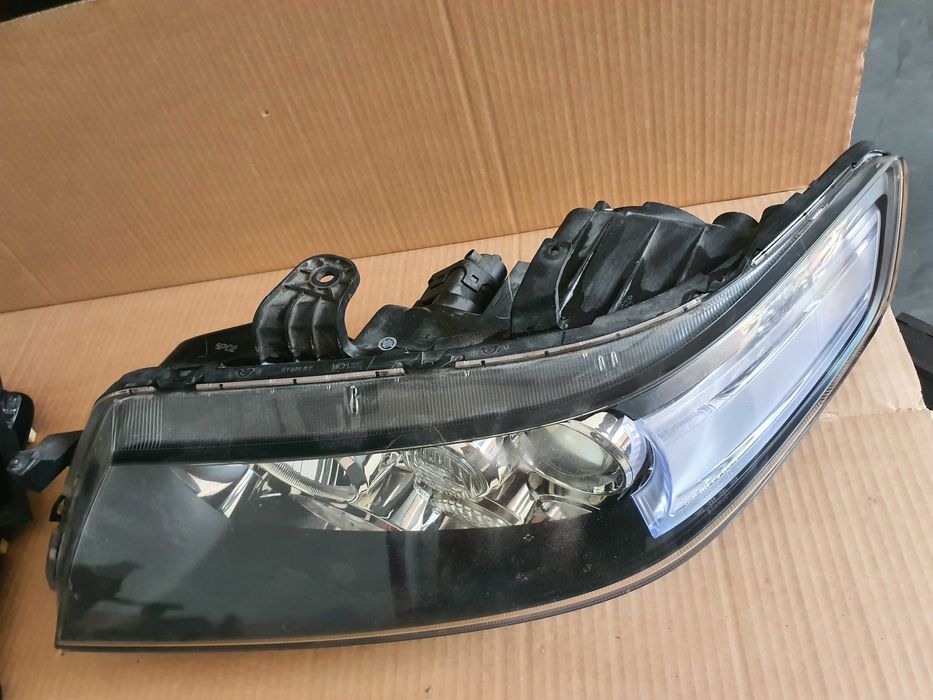 Хонда Акорд Феийслиф ляв фар оригинален