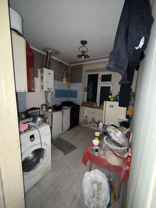 Продам 1а ком проезд Айбергенова