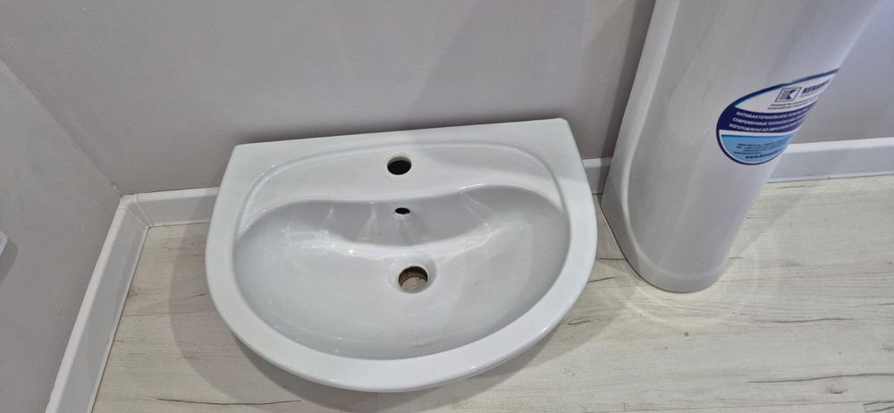 Продам раковину тюльпан