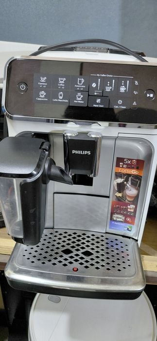 Продаётся кофемашина Philips