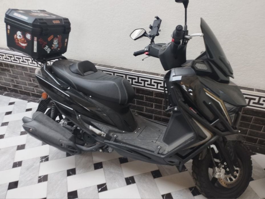 Skuter schot spravkasi bor yangi