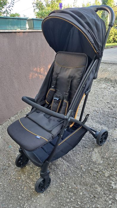 Cărucior Chicco Glee, Negru