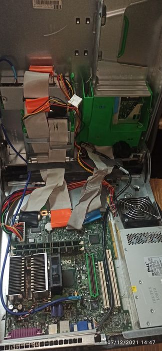 Работещ компютър DELL подарък lcd  монитор dell 17