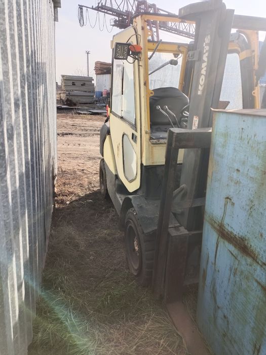 Вилочный погрузчик