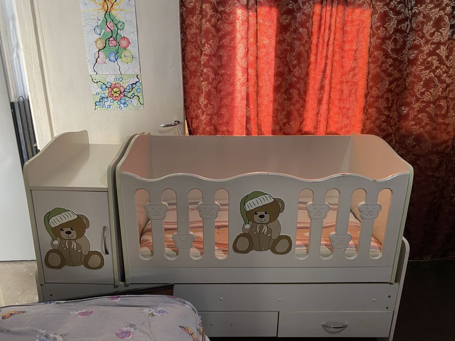 Продается детская кроватка.