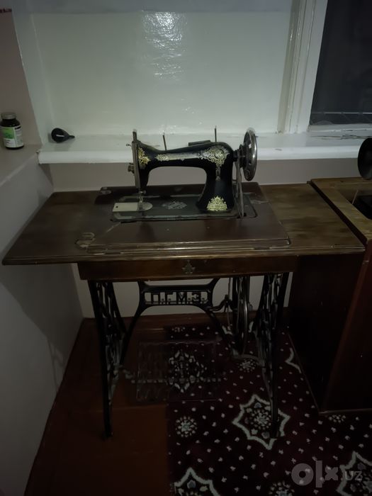 Sifatli va chidamli 3 ta tikuv mashinasi (Chaika-134A va retro modella