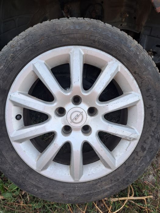 Vând jante Opel și  Borbet- 7Jx16H2- 205 55 R16
