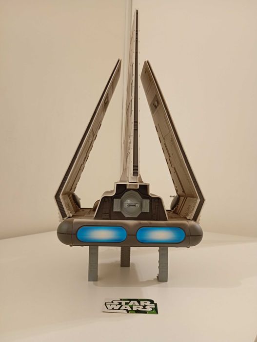 Vând- STAR WARS The Emperor's Arrival HASBRO (o varianta)