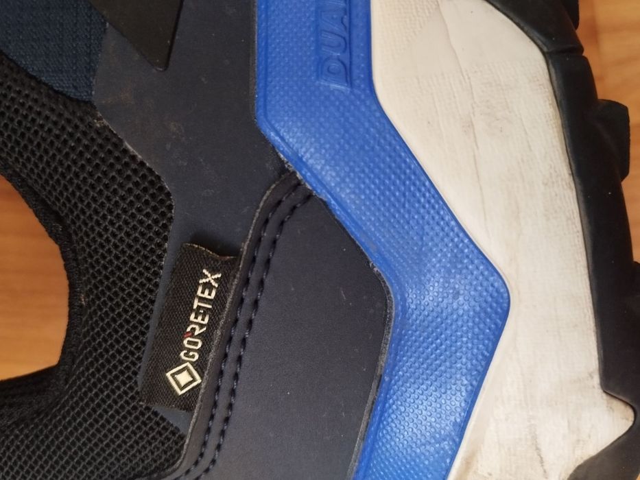 Мъжки маратонки Адидас 42 номер