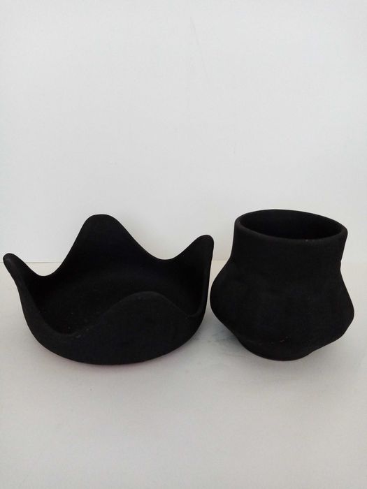 Керамичен чер комплект/ваза и фруктиера/, стъклена фруктиера.