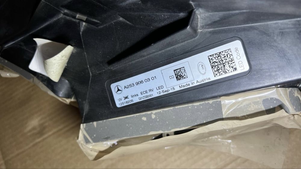 Far stanga Mercedes GLC W253 Full led ILS - A2539060301