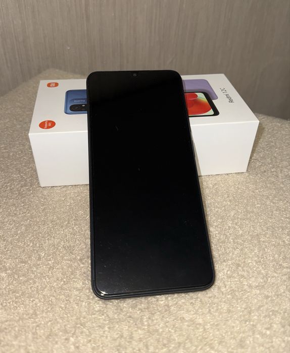Телефон  Xiaomi Redmi 12C