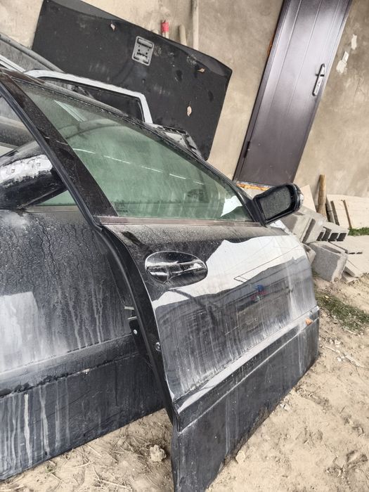 Продам запчасти на Мерседес