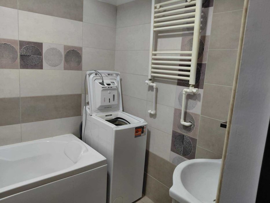 Apartament 2 camere, 50 mp, et.1– Valea Lupului 750 m capat Pacurari ...