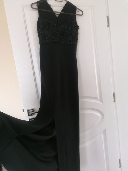 Официална черна рокля