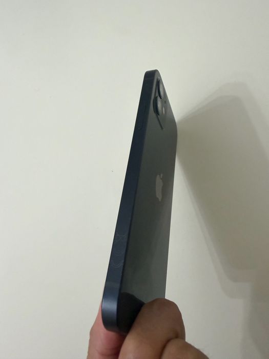 Продам Iphone 12