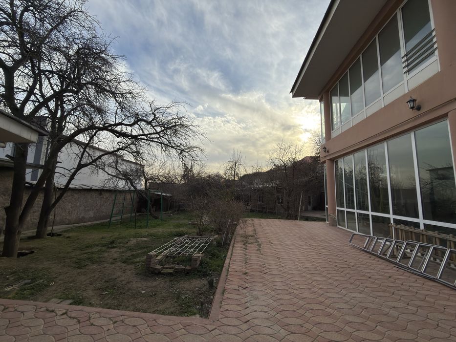 Продажа участка Луначарский 10 соток Фасад 33метр ширина улица широкая