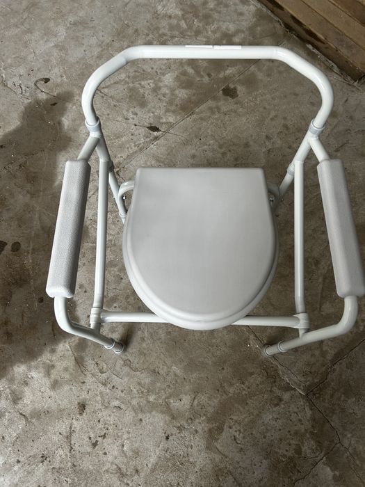 Инвалидный кресло - горшок