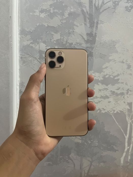 Айфон 11про 75%.