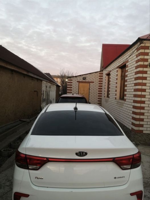 Легковой автомобиль