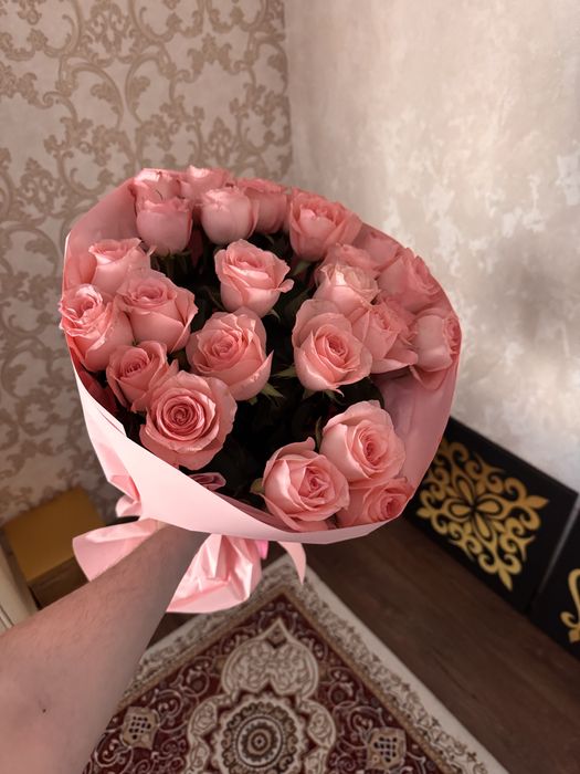 Букеты розы продаю