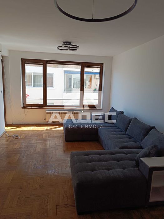 Дава се под наем Тристаен апартамент в София, Лозенец - 78 кв.м за 847.62 € - Снимка #1