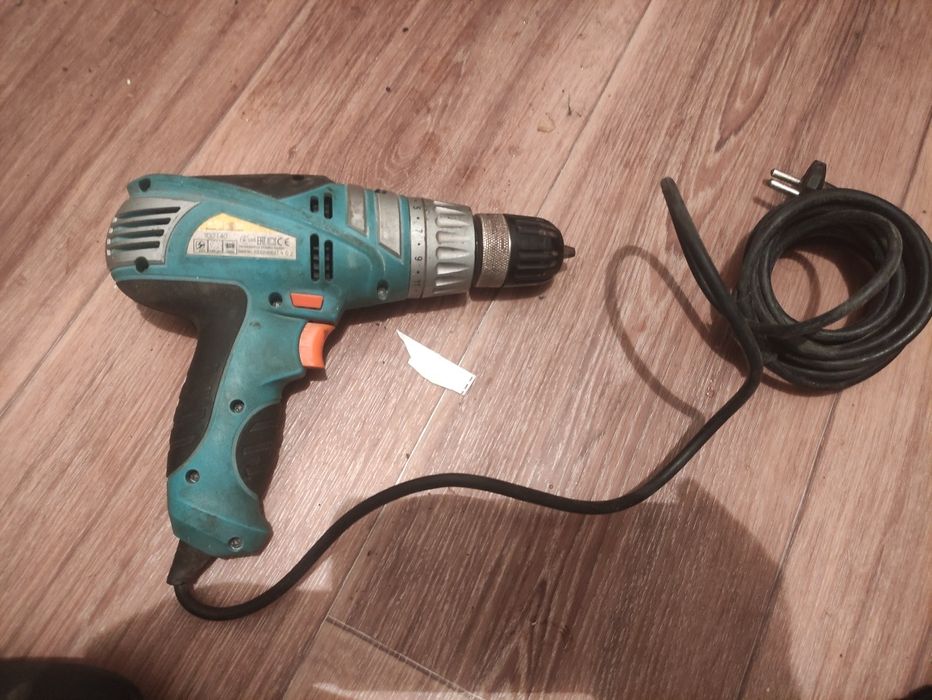 Болгарка ,лобзик,шуроповерт на проводе