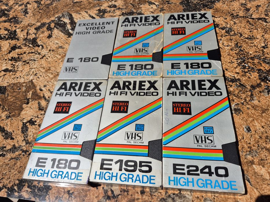 Vând Lot 12 casete video VHS originale ARIEX & ICE de 180,195,240  minute colectie de filme diferite genuri