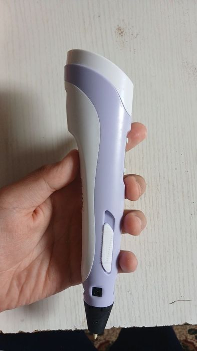 3D ruchka sotiladi 100 ming so'm