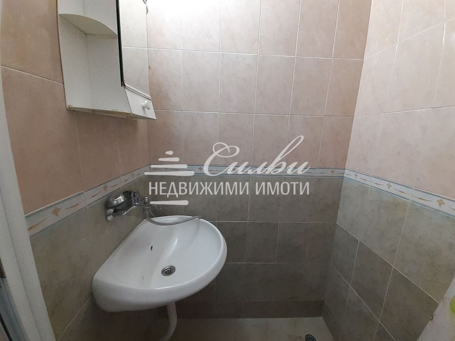 Дава се под наем Едностаен апартамент в Шумен, Болницата - 35 кв.м за 204 € - Снимка #10