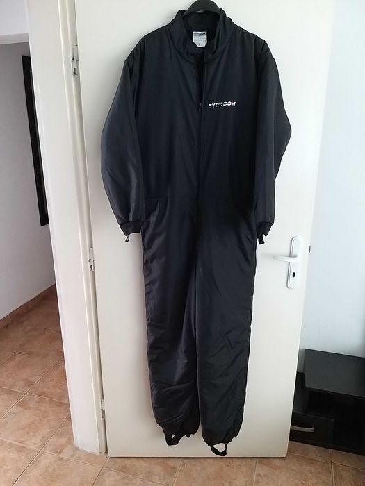 Регулатори Beuchat VX 100 и термо бельо за сух водолазен костюм.