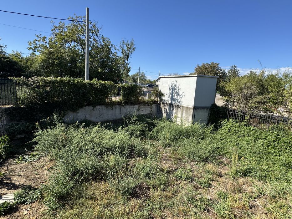 Нова Двуетажна Къща в Затворен комплекс с 300кв. двор в Гр. Търговище