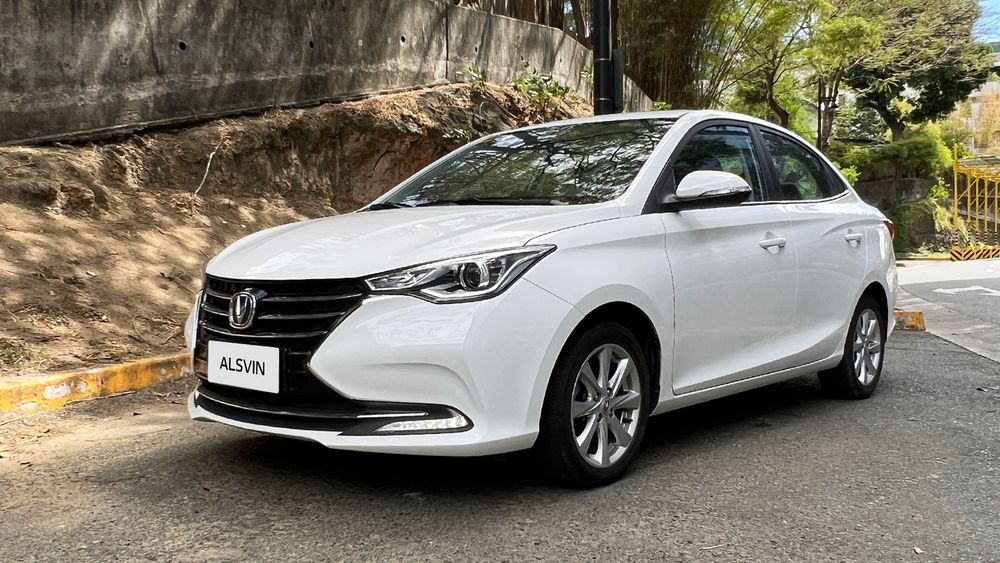 Передний бампер на Changan Alsvin